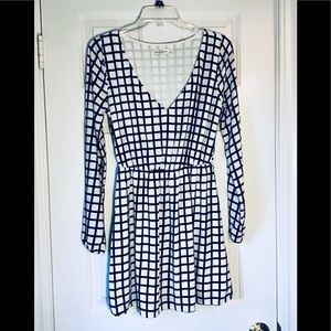 Abercrombie & Fitch V-Neck Dress